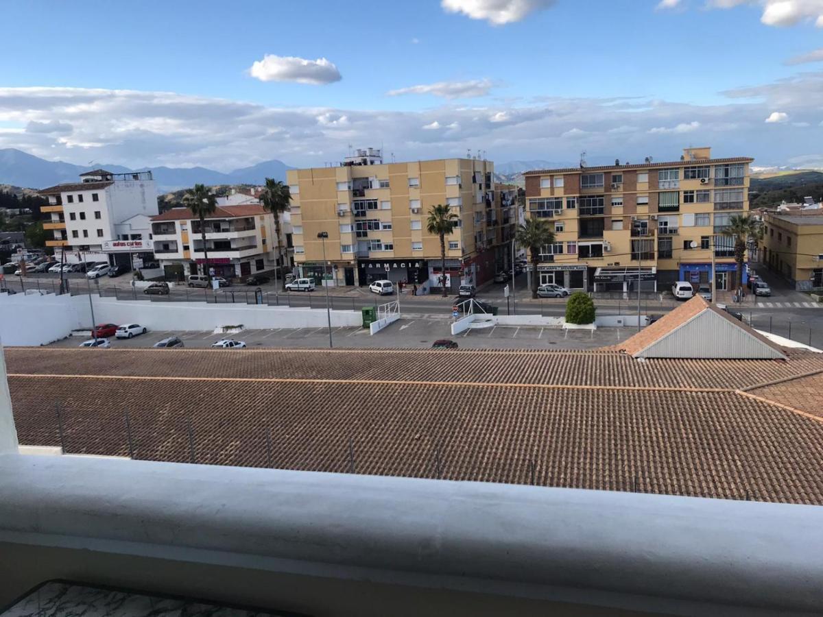 Habitacion Grande Con Bano Privado En Coin A 30Km De La Playa Exteriör bild