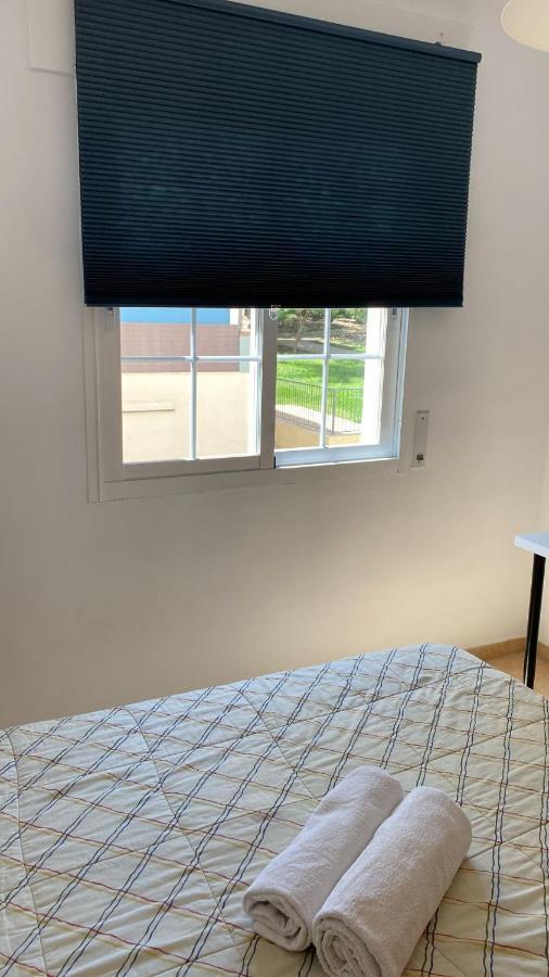 Habitacion Grande Con Bano Privado En Coin A 30Km De La Playa Exteriör bild