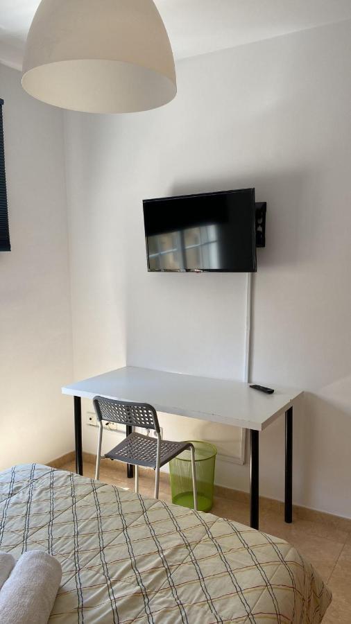Habitacion Grande Con Bano Privado En Coin A 30Km De La Playa Exteriör bild